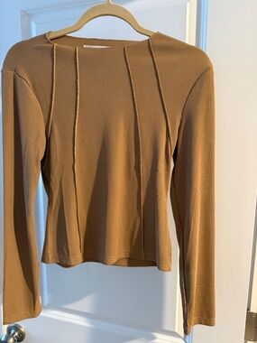 Ribbed Long-Sleeve Seam-Detail Top in Camel